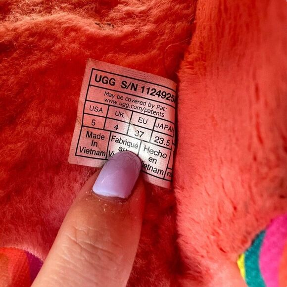 UGG Kids Fluff Yeah Rainbow Sherpa Slides Size 5 - Picture 5 of 8